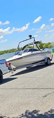 08 bluewater ski boat
