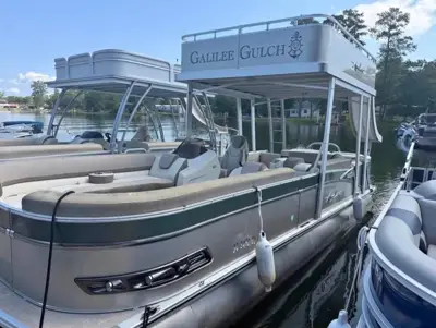2023 Avalon Funship