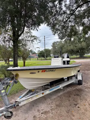2000 Maverick Master Angler 18