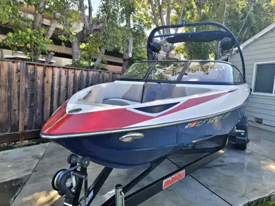 2009 Malibu 247 sunscape