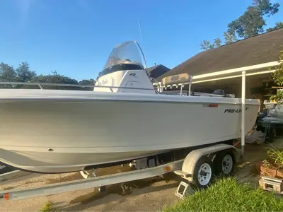 200 Pro-Line 20 Sport Boat