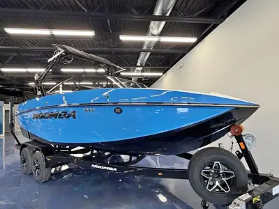 2026 MOOMBA Mondo Surf/Wake Boat