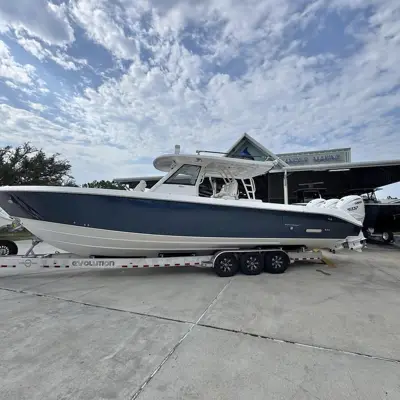 2022 Everglades 395 CC