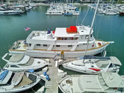 1973 BELLAMY excursion 90'