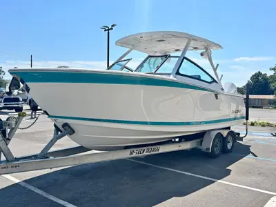 2019 27' Blackfin 272DC Dual Console W/ Twin 300 HP Verados