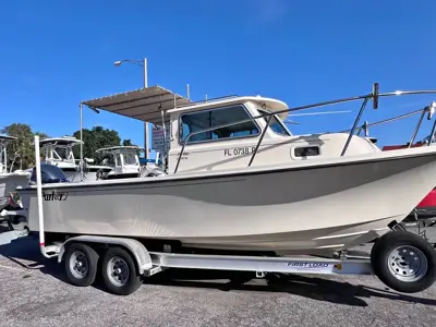 2012 Parker 2320 SL Sport Cabin