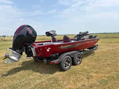 2023 Ranger RT198P