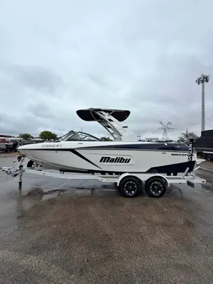 2019 Malibu 23LSV
