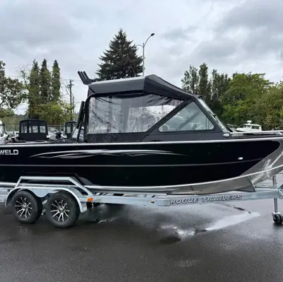 2027 Alumaweld 22' Intruder