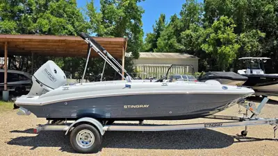 2026 Stingray 182SC