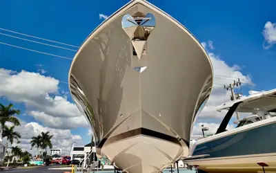 2025 Tiara Yachts 43LS
