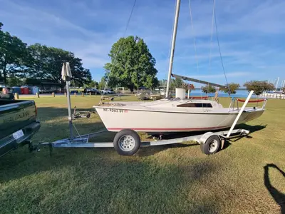 1995 Moore Boats Ultimate 20 or U20