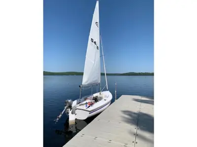 14.2' Catalina Capri 14.2