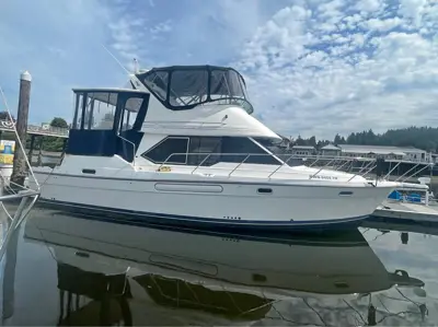 40” Bayliner 4087 1999