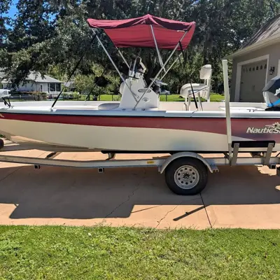 2005 Nautic Star 2100 Nautic Bay