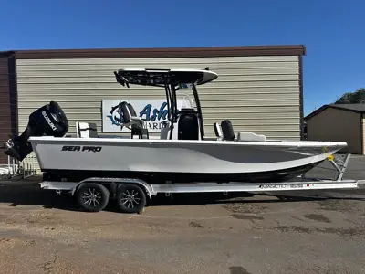 2026 Sea Pro 250 bay 0 hours
