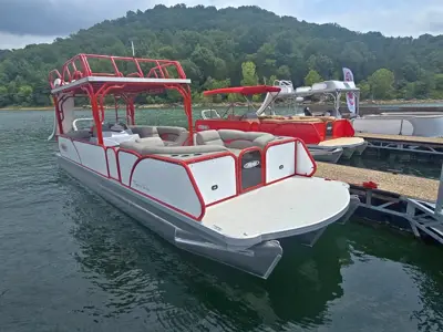 2027 Aloha Tropical Sundeck 300 Tritoon