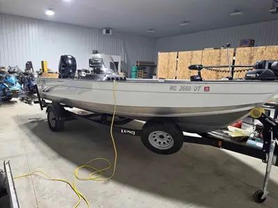 2021 Lund 2000 Alaskan SS
