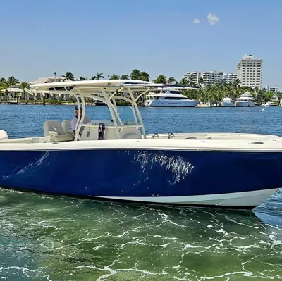 2014 Sailfish 320 center console