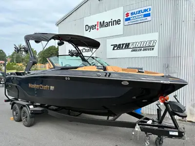 2026 MasterCraft xt23