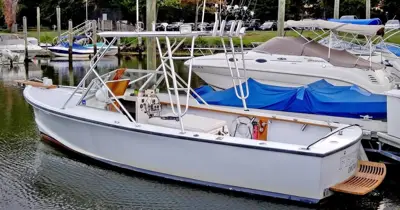 1979 Tripp Angler 22' Flush Deck Cuddy