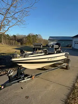1998 triton TR-17