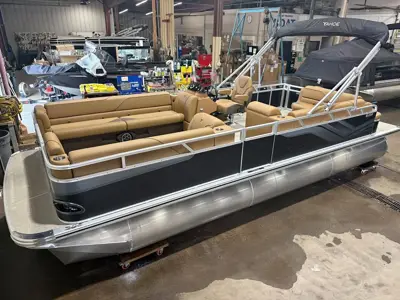 2027 Tahoe Sport 2380 Cruise Rear Bench (CRB) SE Pontoon