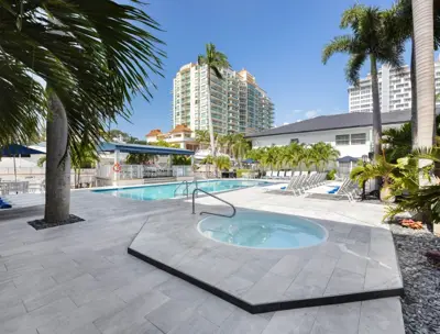 Boat Dock For Rent in Fort Lauderdale, Florida at All-Inclusive Liveaboard Dockage No Fixed Bridge