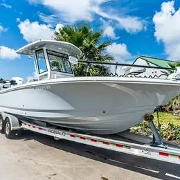 2022 Robalo Cayman 266