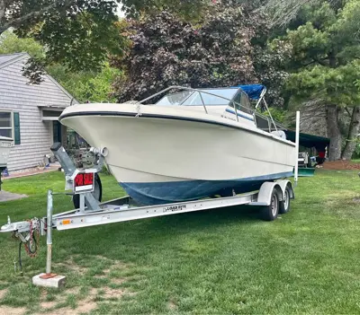 1984 Proline Cuddy cabin