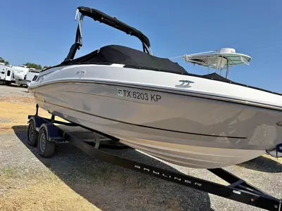 2022 BAYLINER VR5