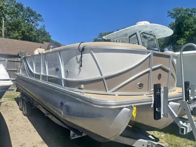 2016 South Bay 525E 2.75