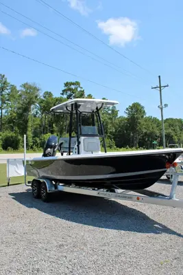 2027 Blazer Bay 2400 Pure Bay