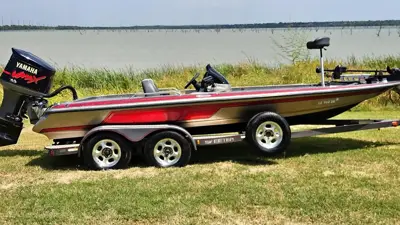 2000 Skeeter ZX 202 Bass Boat