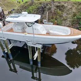 2022 Intrepid 345 Nomad SE