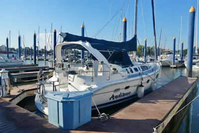 1998 Hunter 410