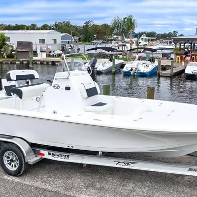 2027 Tidewater 2110 Bay Max