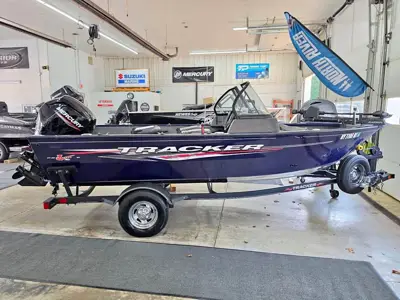 2023 Tracker V1652 WT Pro Guide
