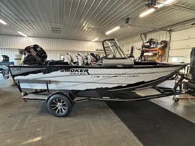 2025 Smoker Craft Adventurer 178 DC Pro Contour Package - 38BFE1