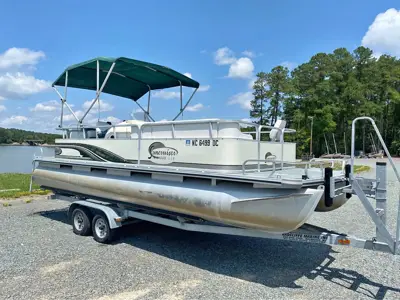 2000 Lowe suncruiser 220