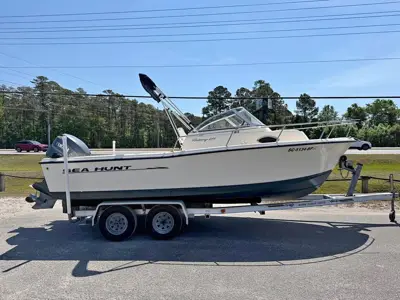2003 Sea hunt Victory 215