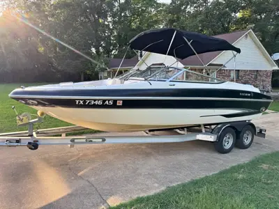 2007 Glastron GXL235