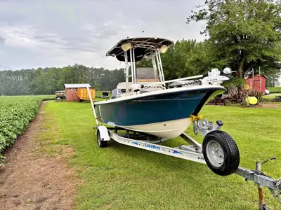 2003 Sea Hunt Triton 186