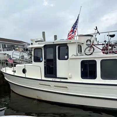 2002 Nordic tug 32’ 32