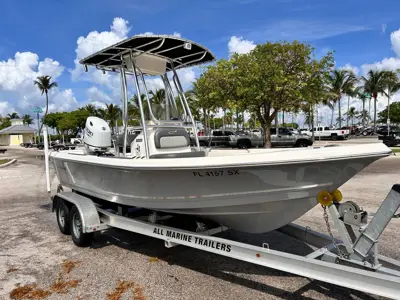 2021 Bulls Bay Bay Boat Suzuki 150 with low hours still under warranty