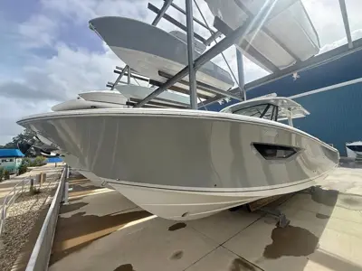 2021 PURSUIT S 378
