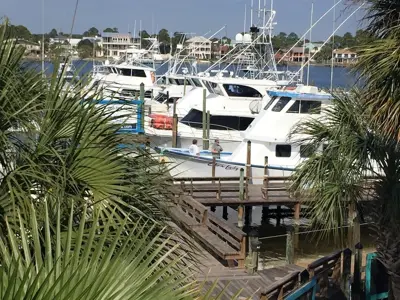 Zeke's Landing Marina