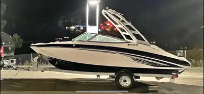 2017 Yamaha ar190