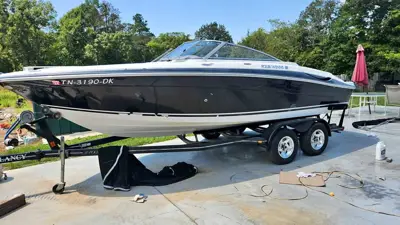 2004 Fourwinns 22 horizon