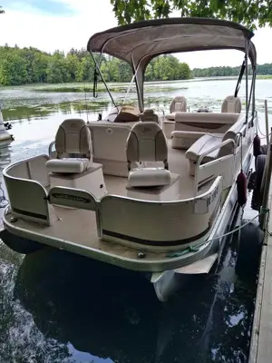 2007 Princecraft Sportfish with 2013 load rite trailer